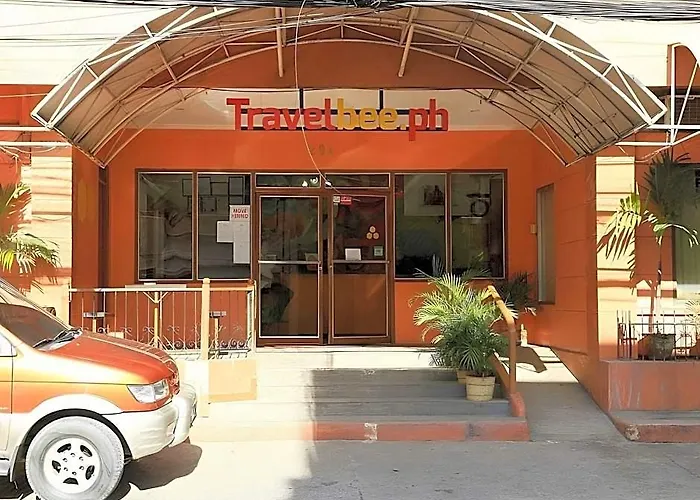 Travelbee Capitol Отель