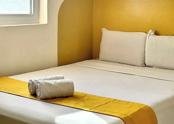 Travelbee Capitol Отель 2*